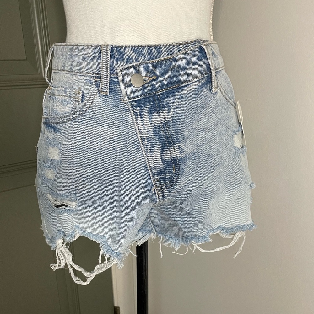 NWT! ALTAR'D STATE asymmetrical jean shorts